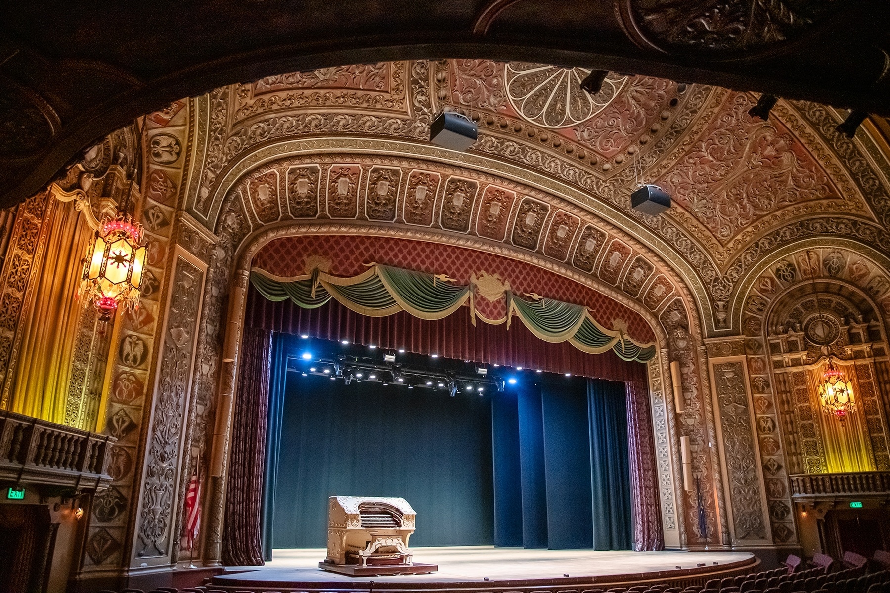 D Front DSC 7013 opt